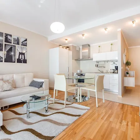 Apartment Dom & House - Sopocka *